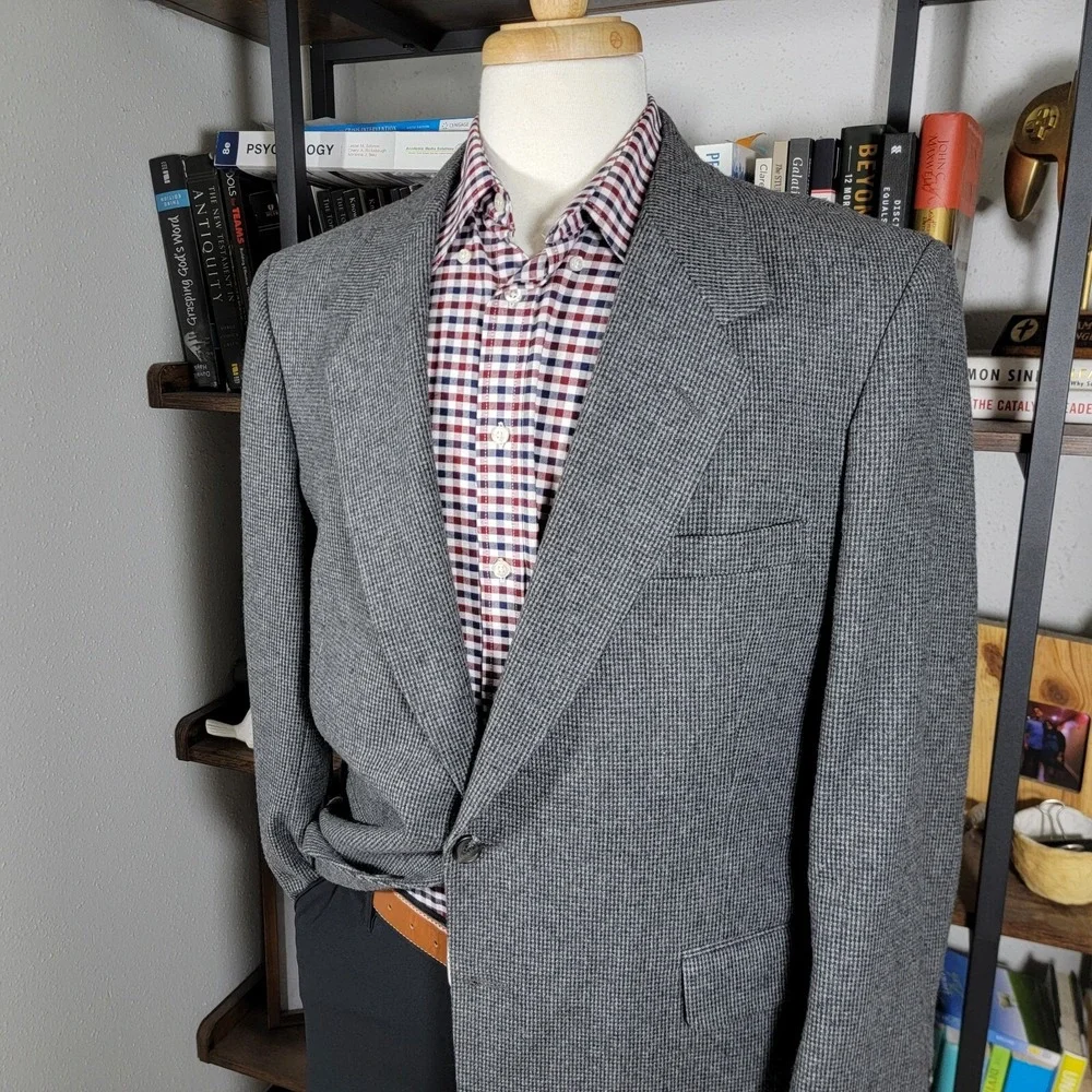 VTG Town Craft Men's Tweed Sport Coat Blazer Two Button Gray‎ Wool Size 44R